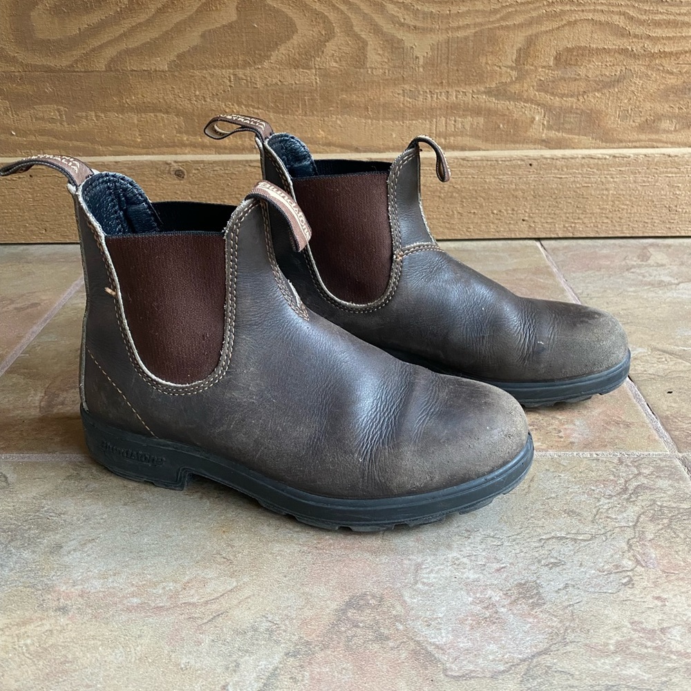BLUNDSTONE Stout Brown Leather Premium Chelsea Boot women size 8 US / 5 AUS